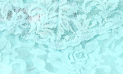 Hanky Panky Plus I Do Crystal Signature Lace Original Rise Thong In Celeste Blue