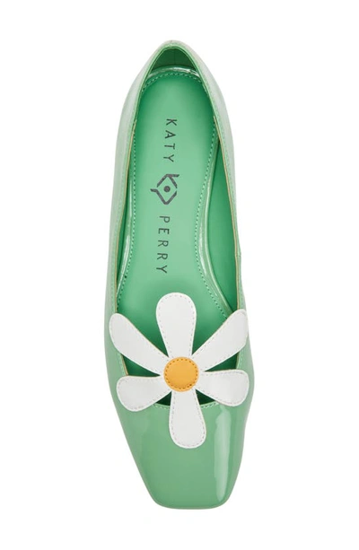 Shop Katy Perry The Evie Daisy Flat In Apple Mint