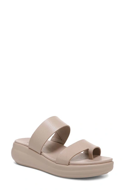 Naturalizer Genn-drift Platform Slide Sandal In Sand Drift Brown Leather