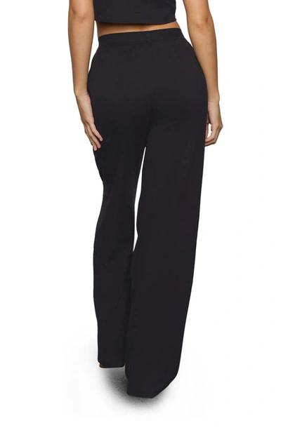 Skims Relaxed Fit Straight Leg Lounge Pants In Onyx