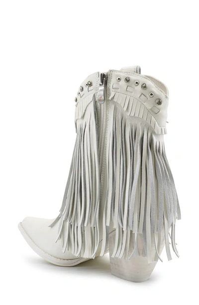 Zigi Finlandia Fringe Western Boot In White Leather