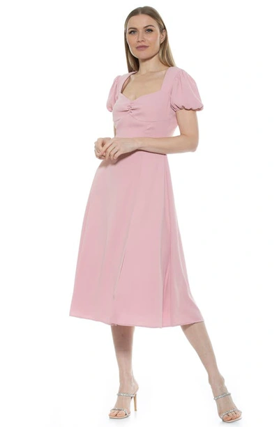 Shop Alexia Admor Gracie Sweetheart Slit Dress In Blush