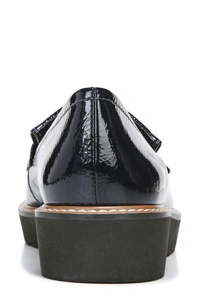 Naturalizer Adiline Loafer In Navy