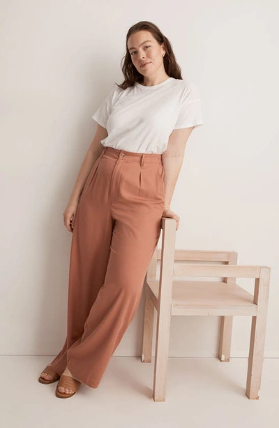 Shop Madewell Drapeweave Neale Straight Leg Pants In Sweet Rose