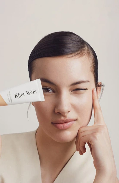 Kjaer Weis The Beautiful Tint Tinted Moisturizer In D4