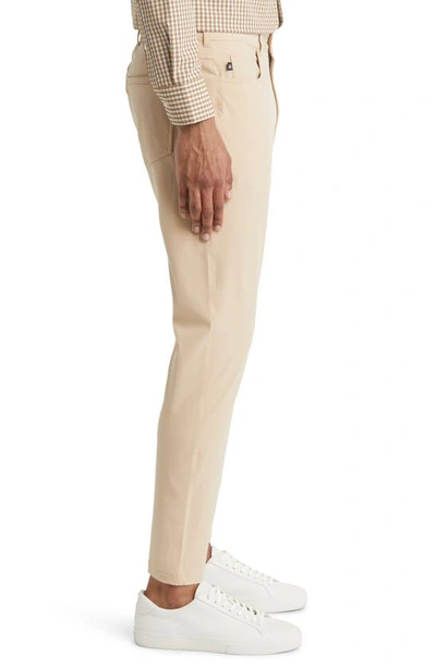 Mizzen + Main Helmsman Performance Slim Tapered Leg Pants In Hummus Solid