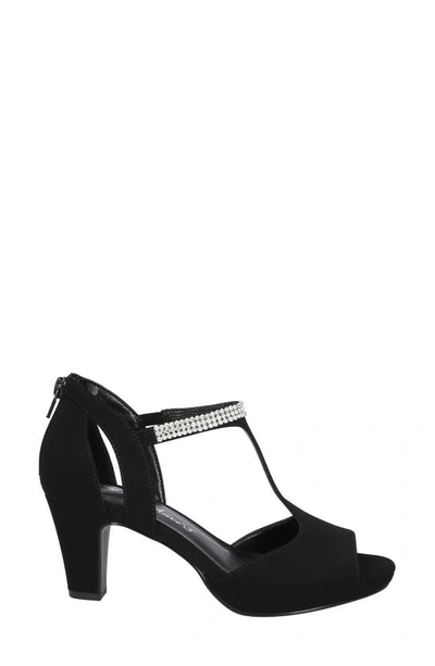 Easy Street Flash T-strap Sandal In Black Lamy