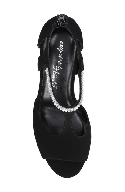 Easy Street Flash T-strap Sandal In Black Lamy