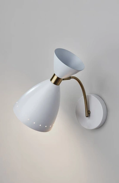 Adesso Lighting Oscar Wall Light In White W. Antique Brass Accents