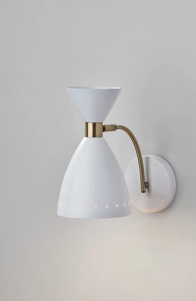 Adesso Lighting Oscar Wall Light In White W. Antique Brass Accents