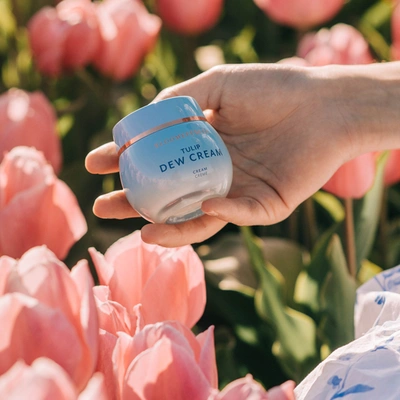 Shop Bloomeffects Tulip Dew Cream In Default Title