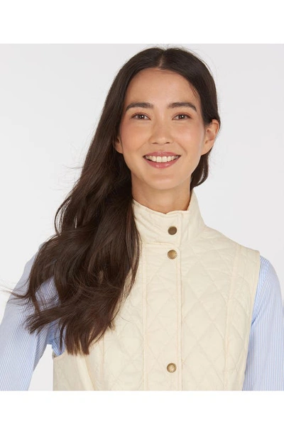 Barbour Otterburn Quilted Gilet In Summer Pearl