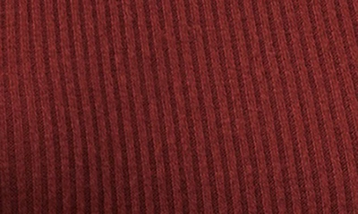 Faherty Legend&trade; Rib Roscoe Turtleneck T-shirt In Henna