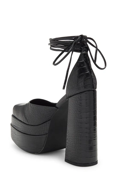 Chase & Chloe Wolfe 2 Croc Embossed Platform Pump In Black Croc