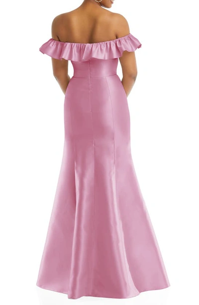 Alfred Sung Off The Shoulder Ruffle Satin Trumpet Gown In Powder Pink