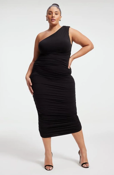 Shop Good American Ruched Maxi Dress In Black