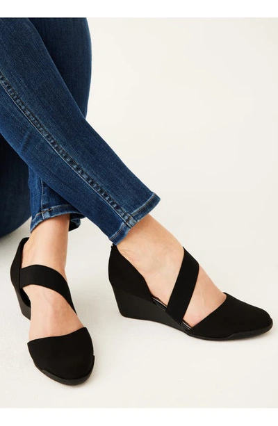 Anne Klein Tara Wedge Pump In Black Multi