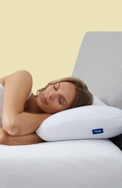 Casper Mid Loft Hybrid Pillow In White