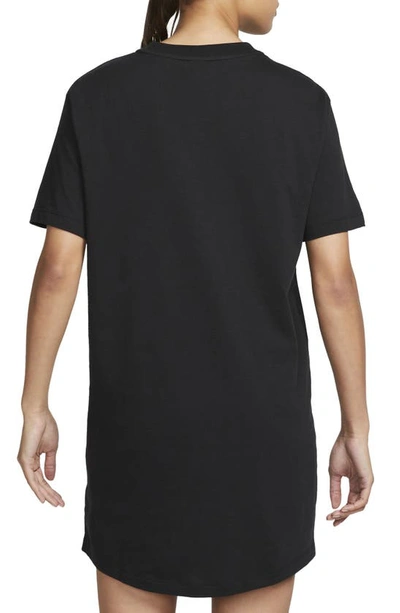 Nike Women's  Sportswear Chill Knit Oversized T-shirt Dress In Black/ White