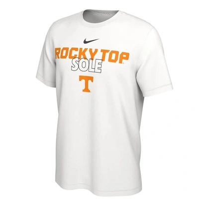 Shop Nike White Tennessee Volunteers 2023 On Court Bench T-shirt