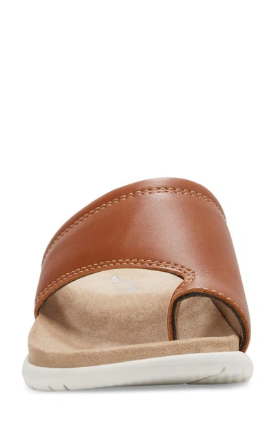 Eastland Dallas Slide Sandal In Tan