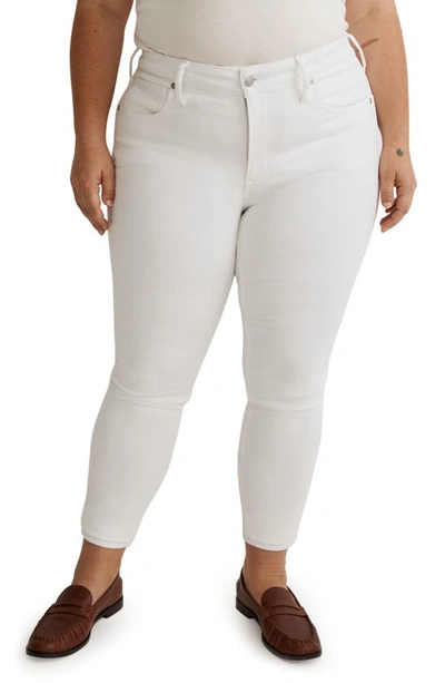 Shop Madewell 9-inch Mid-rise Skinny Crop Jeans In Pure White
