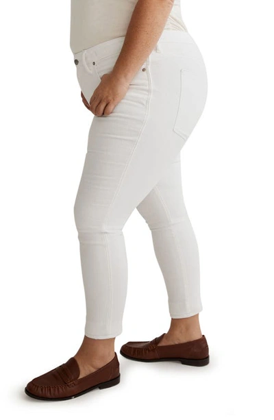 Shop Madewell 9-inch Mid-rise Skinny Crop Jeans In Pure White