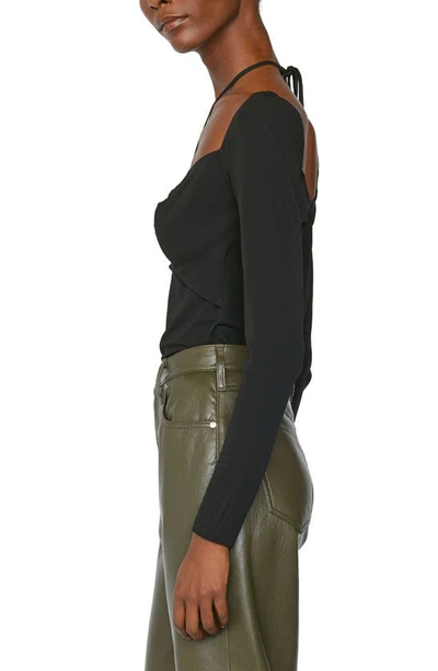 Frame Strappy Knit Top In Noir