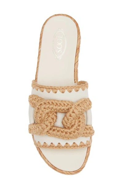 Shop Tod's Kate Raffia Chain Detail Slide Sandal In Bianco Calce