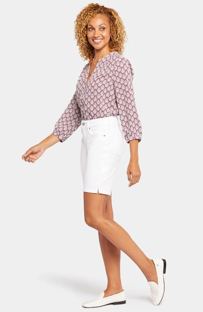 Nydj Ella Floral Print Side Slit Bermuda Shorts In Optic White