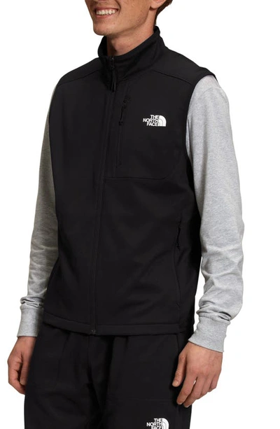 Shop The North Face Canyonlands Vest In Black