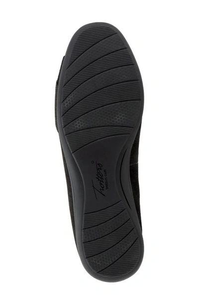 Trotters Danni Leather & Suede Flat In Black Nubuck