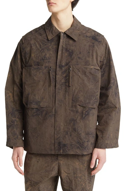 Shop Iise Wrinkle Paint Pattern Jacket In Dyed Brown