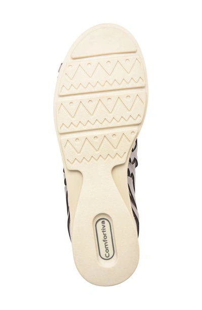 Shop Comfortiva Putnam Woven Sandal In Anthracite
