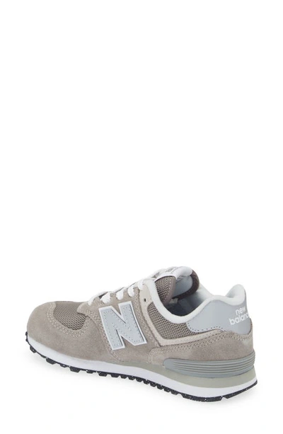 New Balance 574 Classic Sneaker In Grey