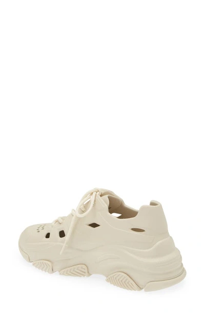 Steve Madden Possessive Sneaker In Bone