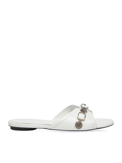 Shop Balenciaga Cagola Sandal Flat In White
