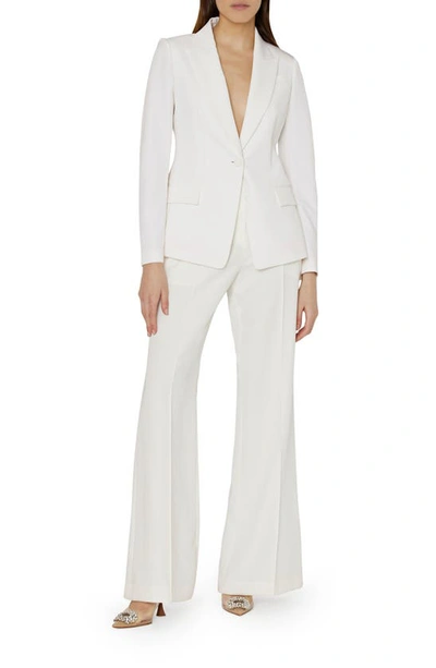 Milly Avery Linen Blazer In Ecru