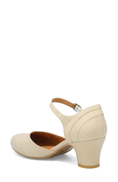 Miz Mooz Frenchy Pump In Cream