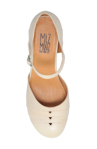 Miz Mooz Frenchy Pump In Cream