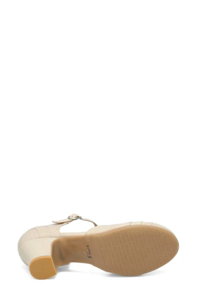 Miz Mooz Frenchy Pump In Cream