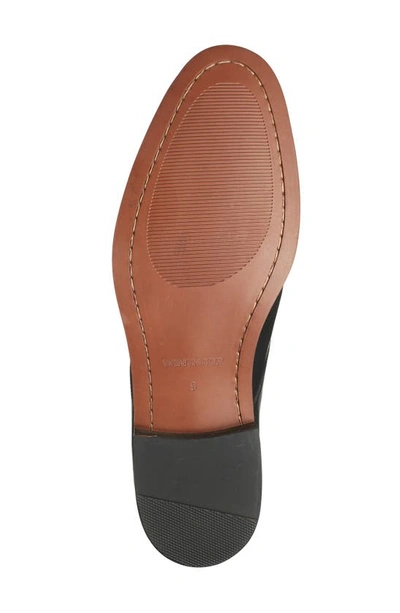 Winthrop Crescent Leather Derby In Black
