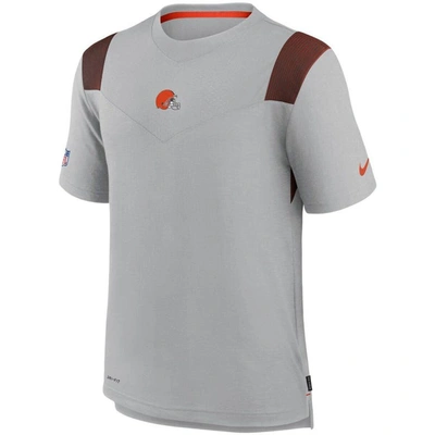 Shop Nike Gray Cleveland Browns Sideline Player Uv Performance T-shirt