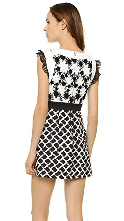 Shop Emanuel Ungaro Sleeveless Dress In Black/white