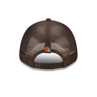 Shop New Era Brown Cleveland Browns Team Trucker 9forty Snapback Hat