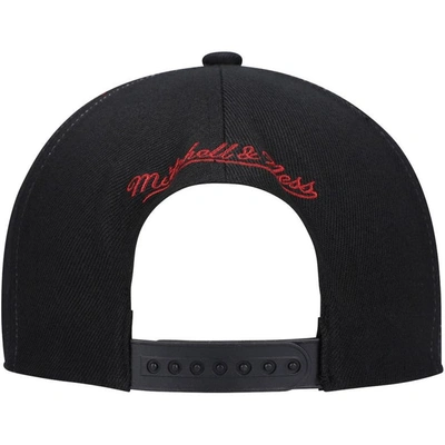 Shop Mitchell & Ness Black Philadelphia 76ers Hardwood Classics Earthquake Snapback Hat