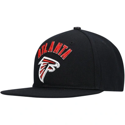 Atlanta Falcons Pro Standard Logo II Snapback Hat - Black