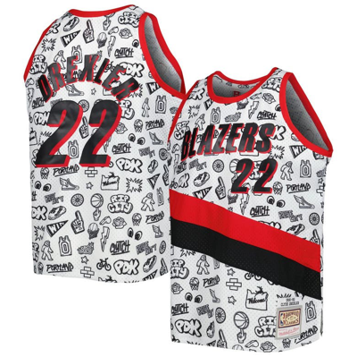 Shop Mitchell & Ness Clyde Drexler White Portland Trail Blazers 1991/92 Hardwood Classics Doodle Swingman