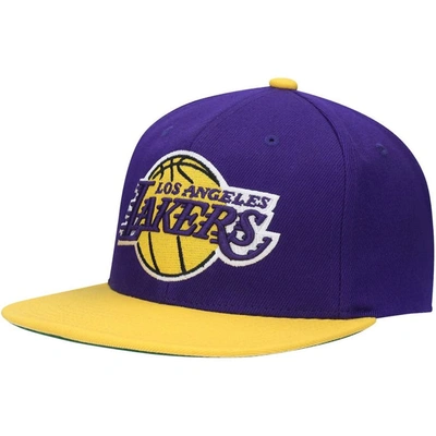 Shop Mitchell & Ness Purple/gold Los Angeles Lakers 2009 Nba Finals Xl Patch Snapback Hat