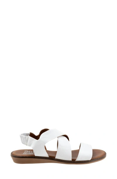 Shop Bueno Dawn Sandal In White
